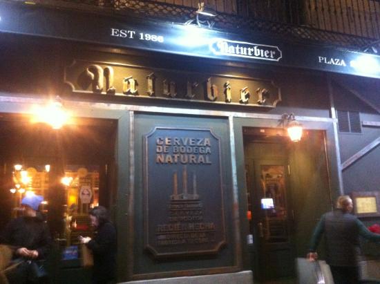 ingresso-dalla-piazza